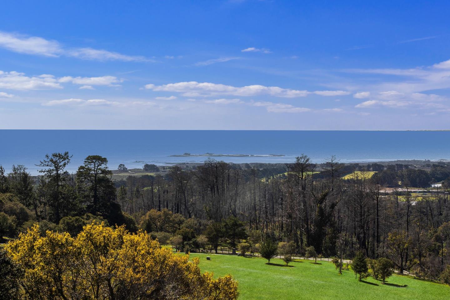 Detail Gallery Image 1 of 27 For 2088 Green Oaks, Pescadero,  CA 94060 - 7 Beds | 8/3 Baths