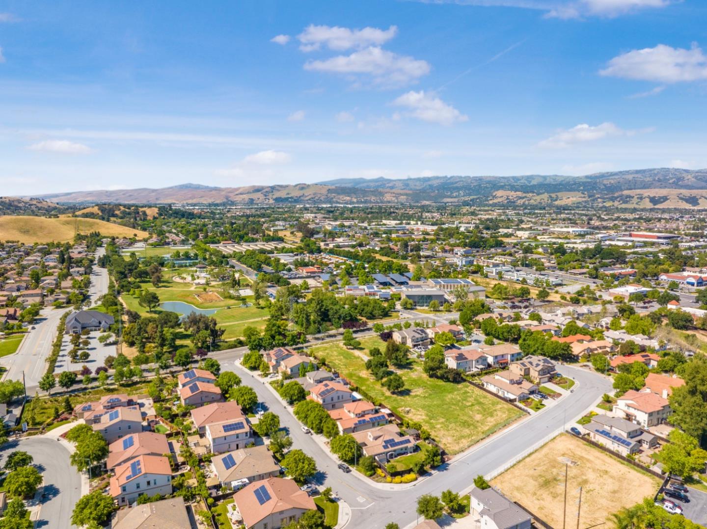 Detail Gallery Image 35 of 36 For 15900 La Porte Ct, Morgan Hill,  CA 95037 - 5 Beds | 3 Baths