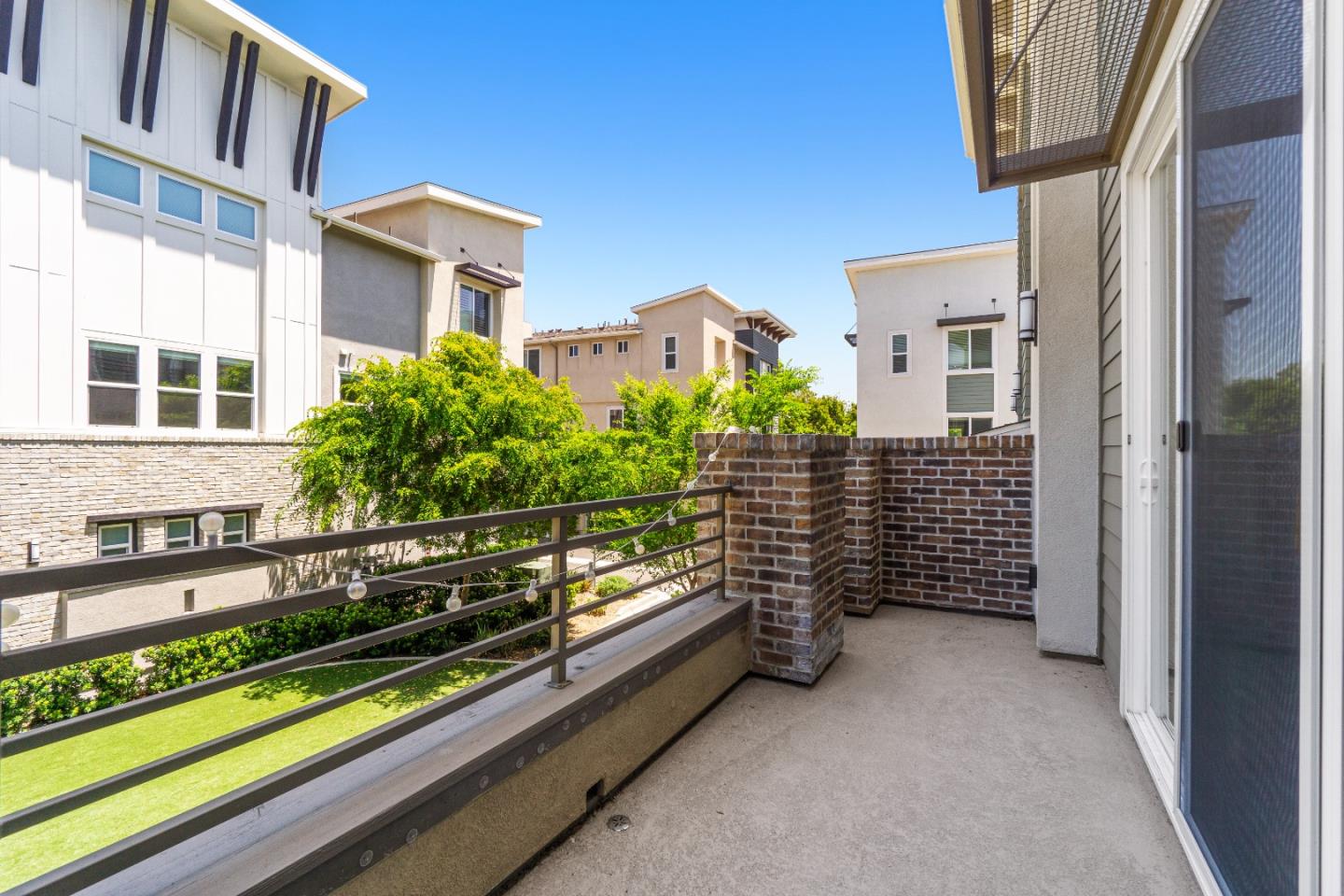 Detail Gallery Image 33 of 40 For 6140 Colt Pl #103,  Carlsbad,  CA 92009 - 3 Beds | 3/1 Baths