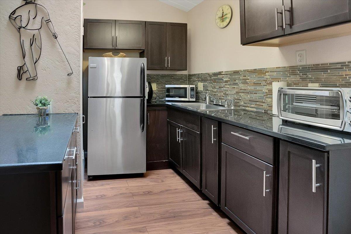 Detail Gallery Image 17 of 27 For 100 Lake Dr #1,  Boulder Creek,  CA 95006 - 2 Beds | 2 Baths