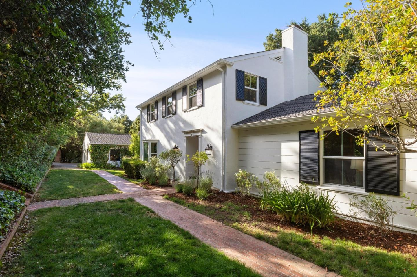 Detail Gallery Image 1 of 1 For 23460 Camino Hermoso Dr, Los Altos Hills,  CA 94024 - 5 Beds | 2/1 Baths