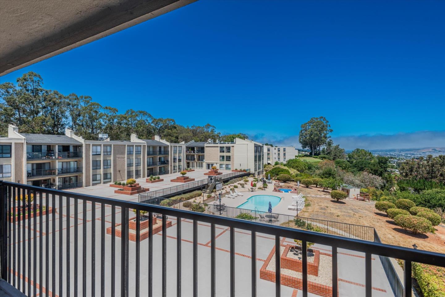 Detail Gallery Image 13 of 26 For 1550 Frontera Way #309,  Millbrae,  CA 94030 - 2 Beds | 2 Baths