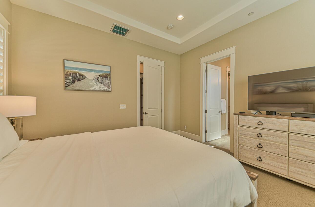 Detail Gallery Image 22 of 40 For 1865 Ocean View Ave, Seaside,  CA 93955 - 3 Beds | 2/1 Baths