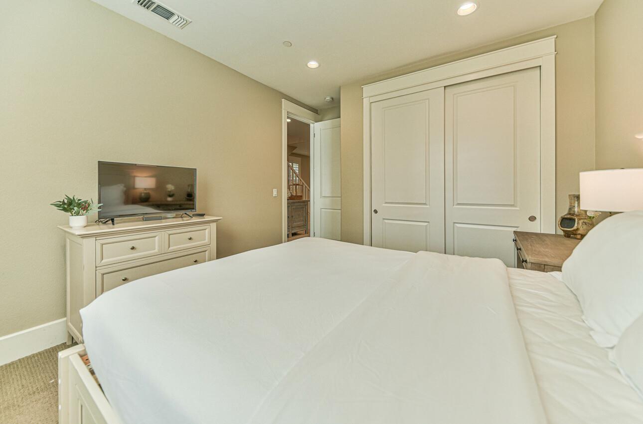 Detail Gallery Image 31 of 40 For 1865 Ocean View Ave, Sand City,  CA 93955 - 3 Beds | 2/1 Baths