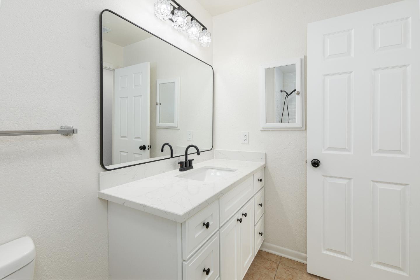 Detail Gallery Image 29 of 38 For 2448 N Main St #G,  Salinas,  CA 93906 - 2 Beds | 2 Baths