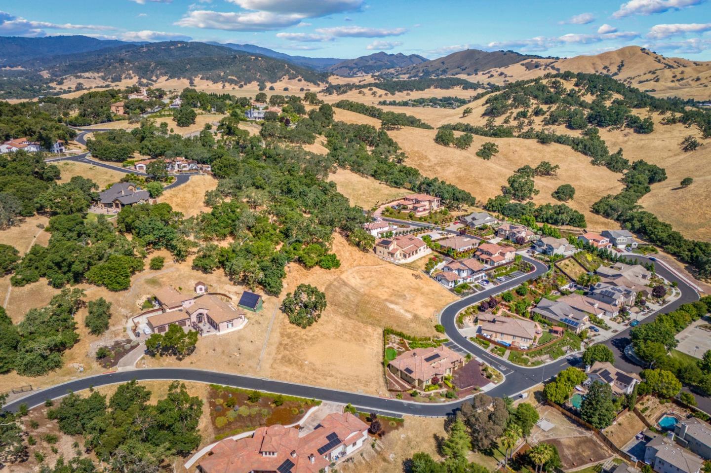 Detail Gallery Image 13 of 26 For 9145 Tea Tree Way, Gilroy,  CA 95020 - – Beds | – Baths