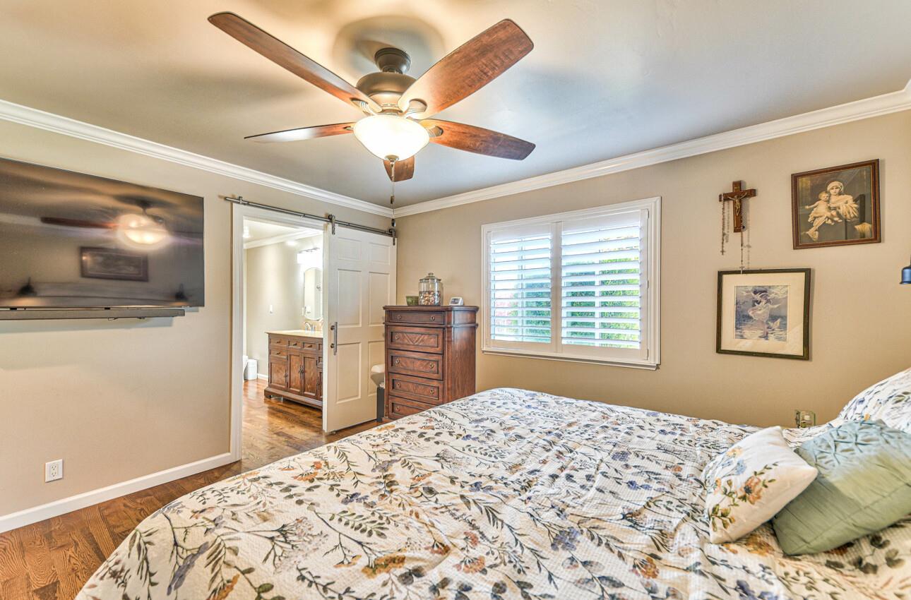 Detail Gallery Image 11 of 23 For 19435 Shandon Way, Salinas,  CA 93907 - 3 Beds | 2 Baths