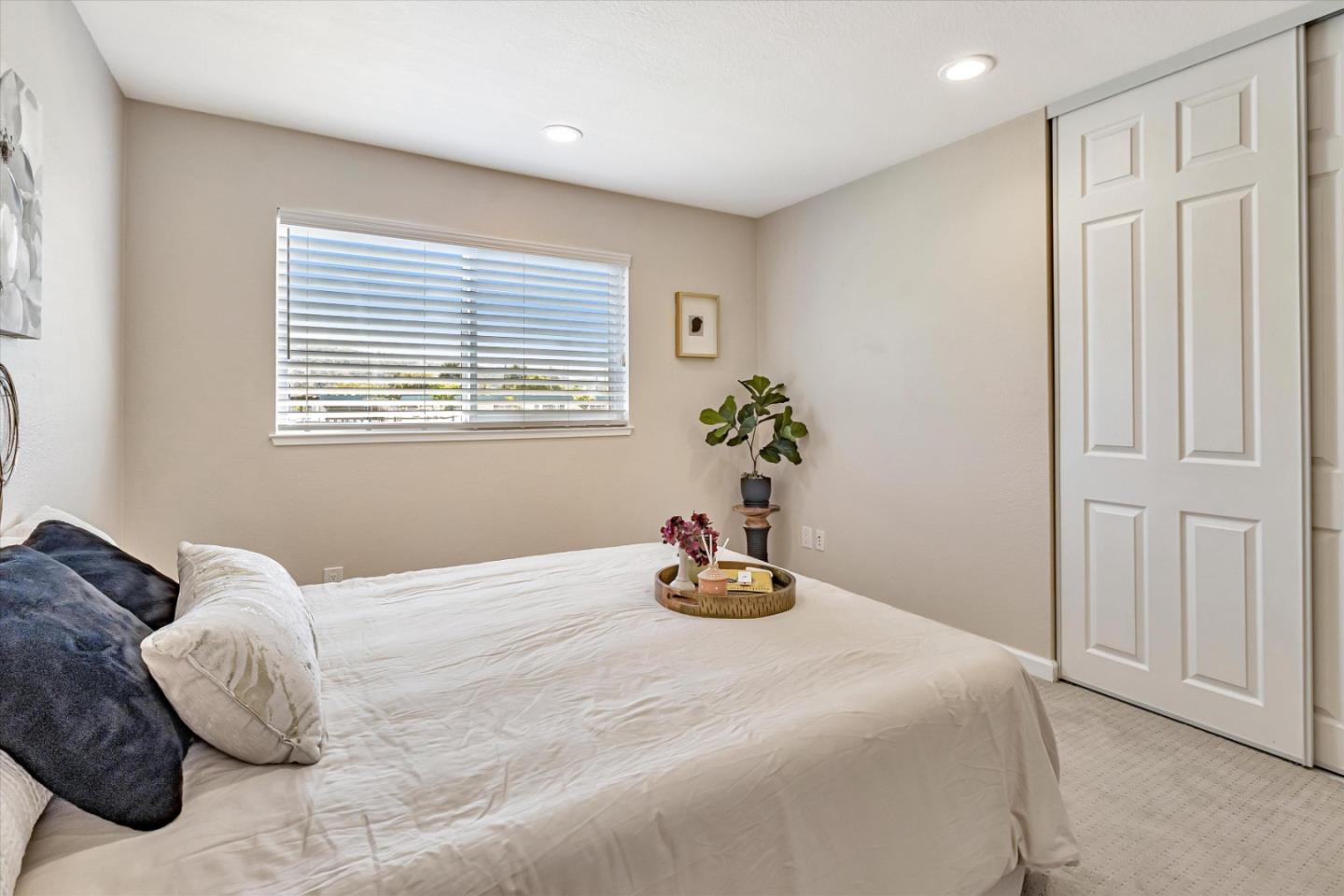 Detail Gallery Image 21 of 37 For 5639 Blossom Park Ln, San Jose,  CA 95118 - 3 Beds | 2/1 Baths