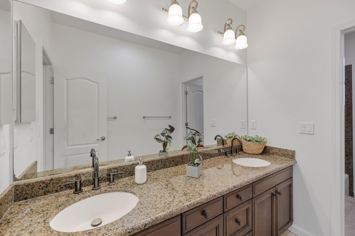 Detail Gallery Image 38 of 61 For 3201 Sleeping Meadow Way, San Ramon,  CA 94582 - 4 Beds | 2/1 Baths