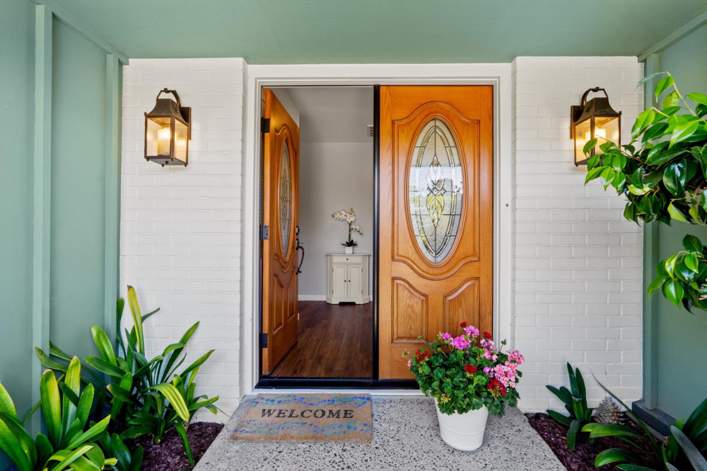 Detail Gallery Image 1 of 52 For 173 Del Mesa Carmel, Carmel,  CA 93923 - 2 Beds | 2 Baths