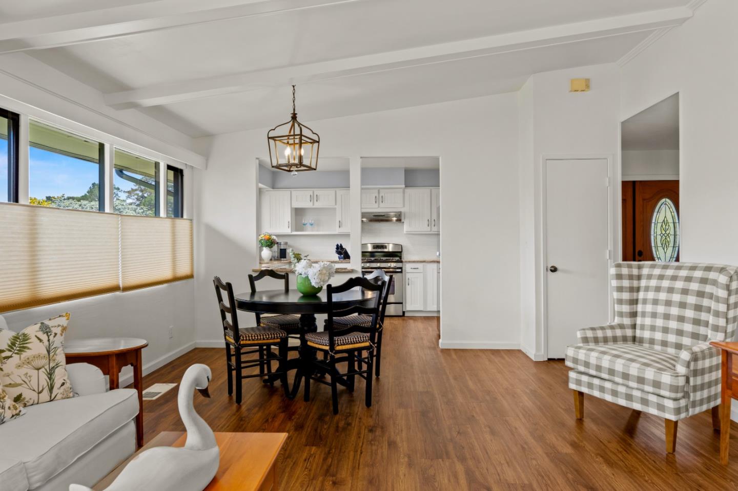 Detail Gallery Image 13 of 52 For 173 Del Mesa Carmel, Carmel,  CA 93923 - 2 Beds | 2 Baths