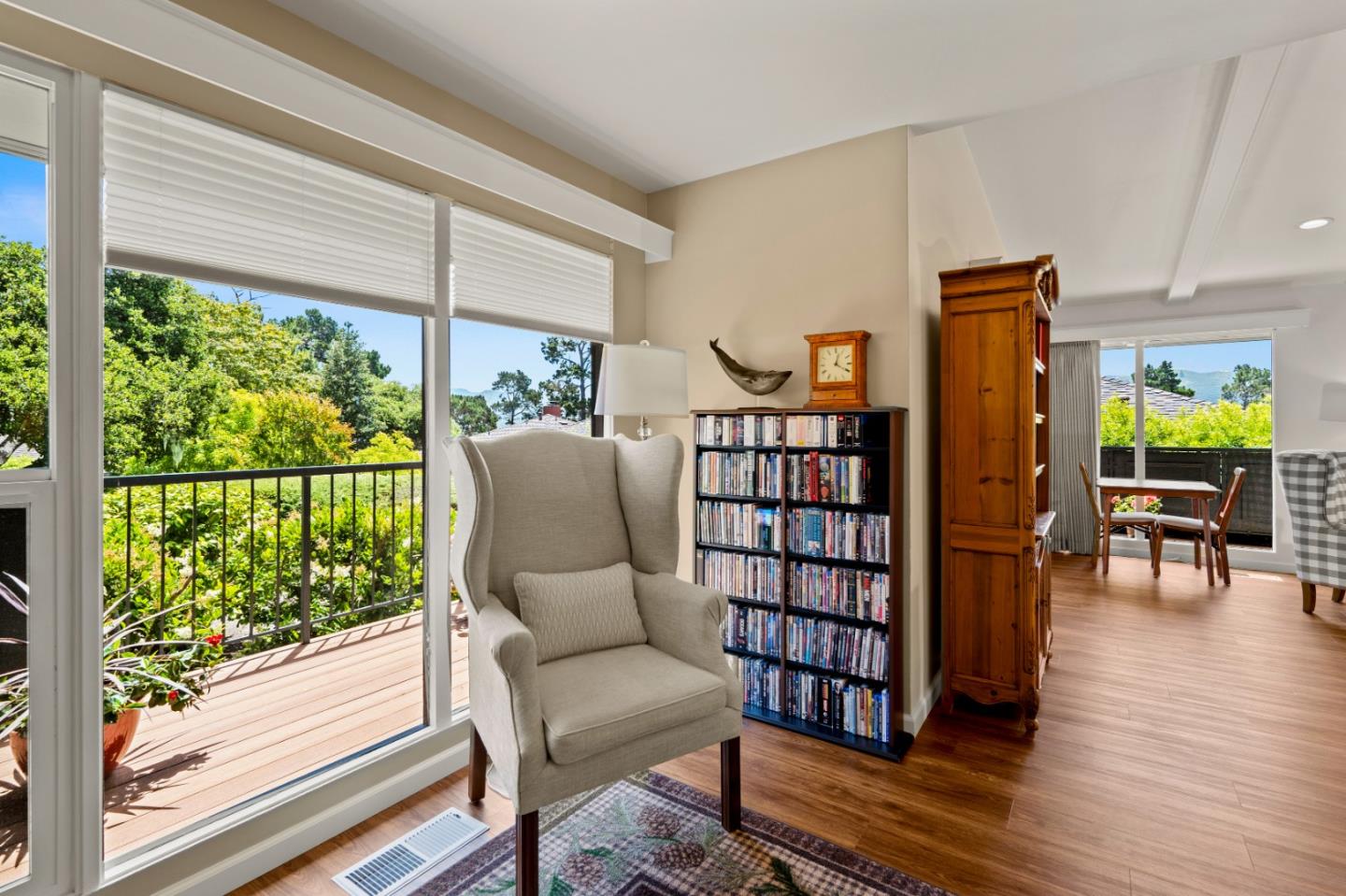 Detail Gallery Image 17 of 52 For 173 Del Mesa Carmel, Carmel,  CA 93923 - 2 Beds | 2 Baths