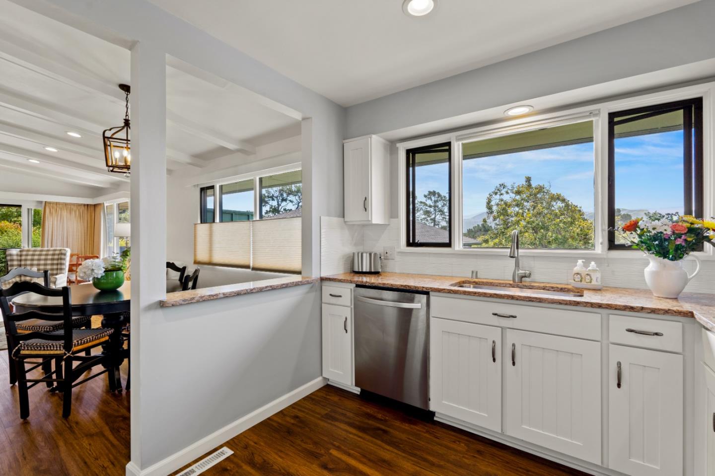 Detail Gallery Image 9 of 52 For 173 Del Mesa Carmel, Carmel,  CA 93923 - 2 Beds | 2 Baths