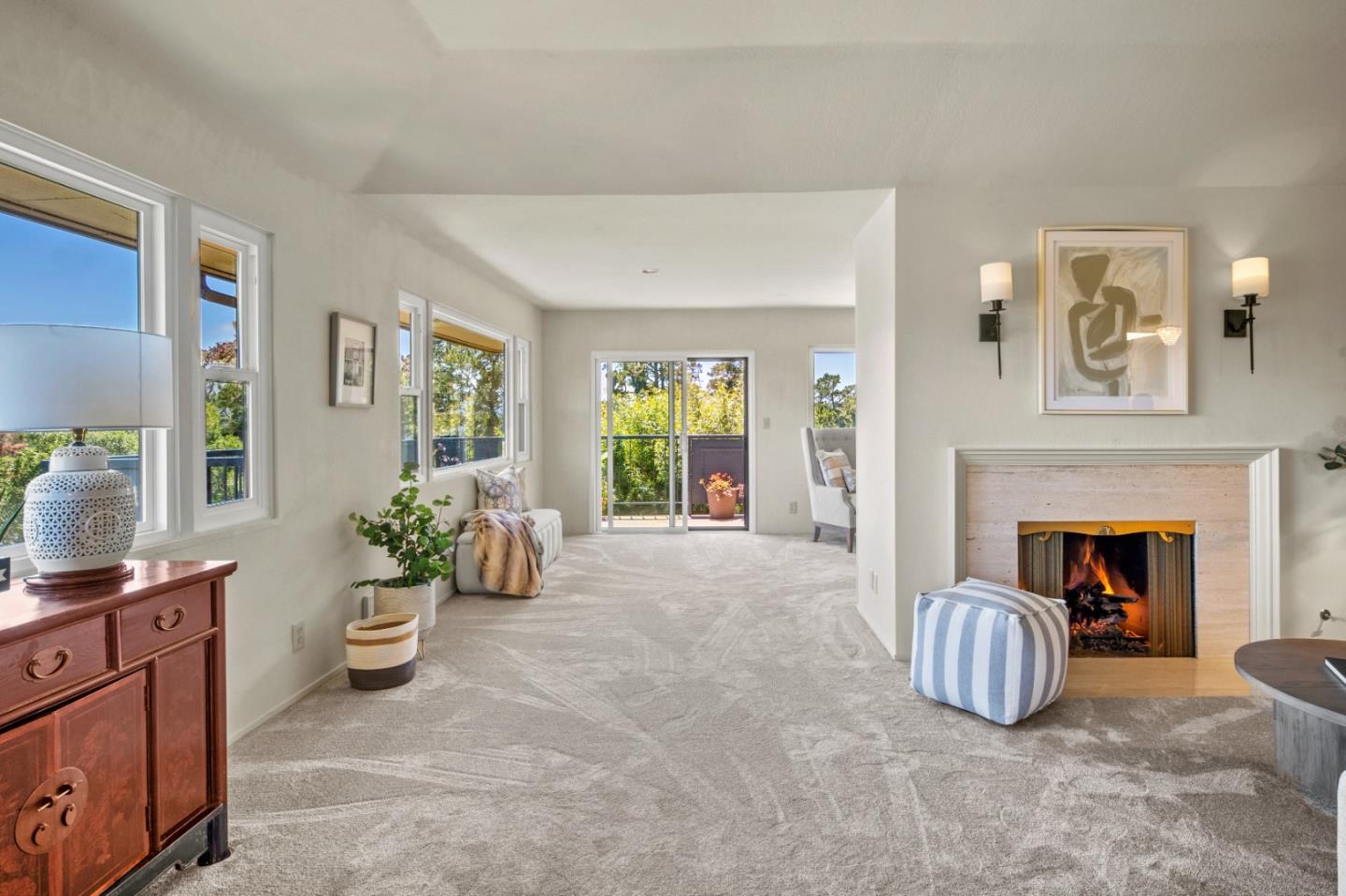 Detail Gallery Image 11 of 48 For 273 Del Mesa Carmel, Carmel,  CA 93923 - 2 Beds | 2 Baths