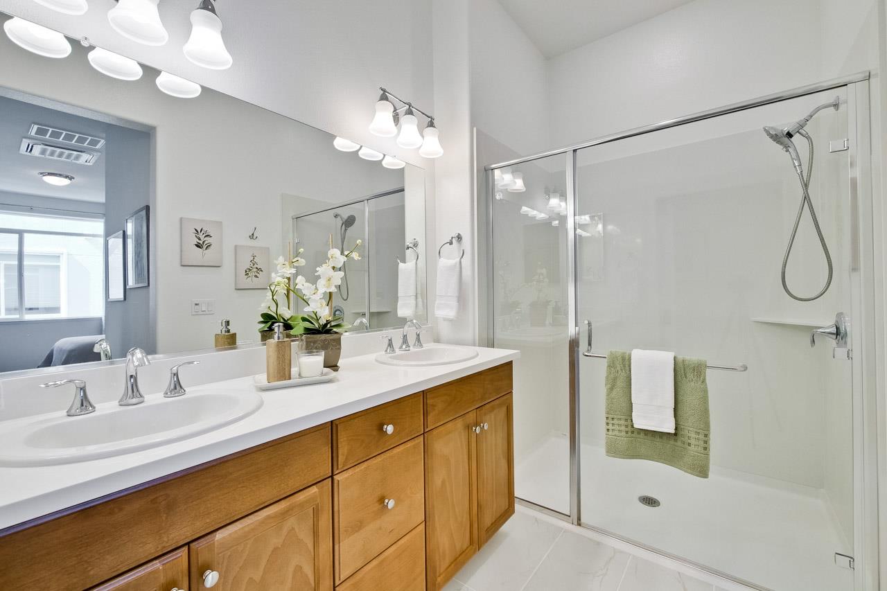 Detail Gallery Image 24 of 97 For 3208 Mallard Ct #403,  San Jose,  CA 95117 - 3 Beds | 2 Baths