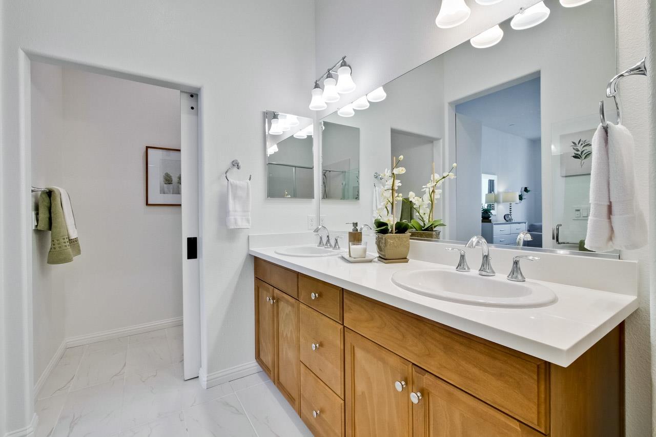 Detail Gallery Image 25 of 97 For 3208 Mallard Ct #403,  San Jose,  CA 95117 - 3 Beds | 2 Baths