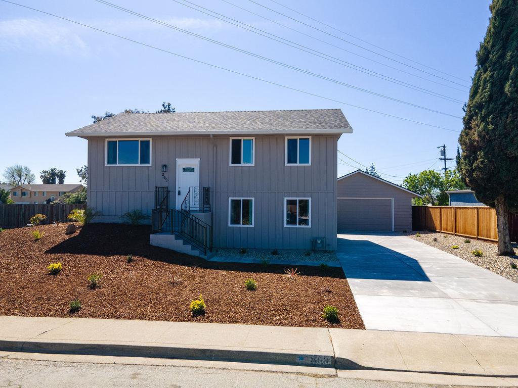 Detail Gallery Image 1 of 1 For 869 Berryessa St, Milpitas,  CA 95035 - 4 Beds | 2 Baths