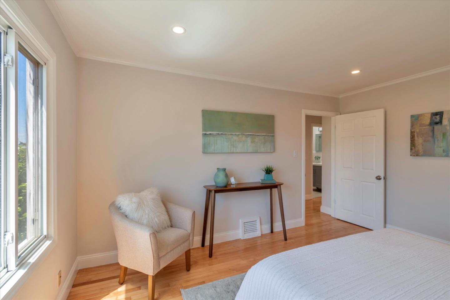 Detail Gallery Image 19 of 39 For 72 Kempton Ave, San Francisco,  CA 94132 - 3 Beds | 2 Baths