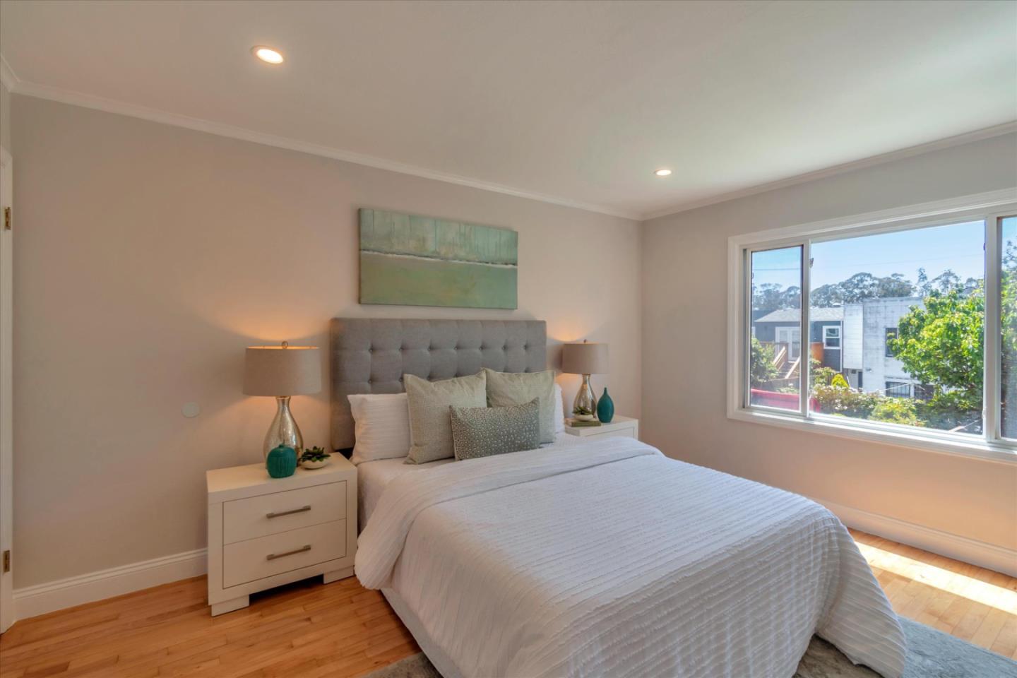 Detail Gallery Image 20 of 39 For 72 Kempton Ave, San Francisco,  CA 94132 - 3 Beds | 2 Baths