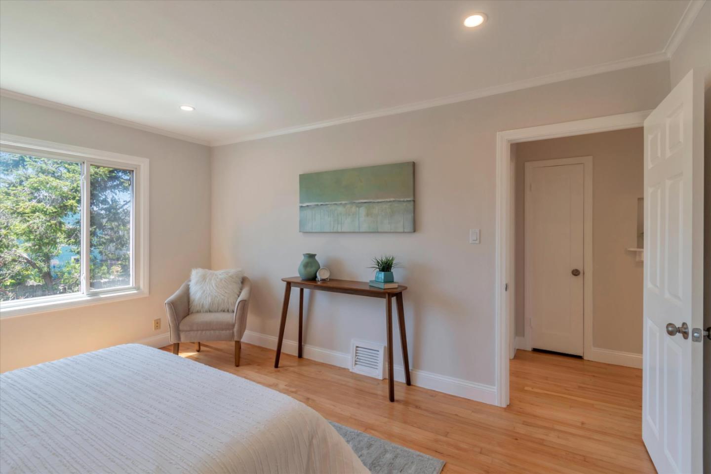 Detail Gallery Image 21 of 39 For 72 Kempton Ave, San Francisco,  CA 94132 - 3 Beds | 2 Baths