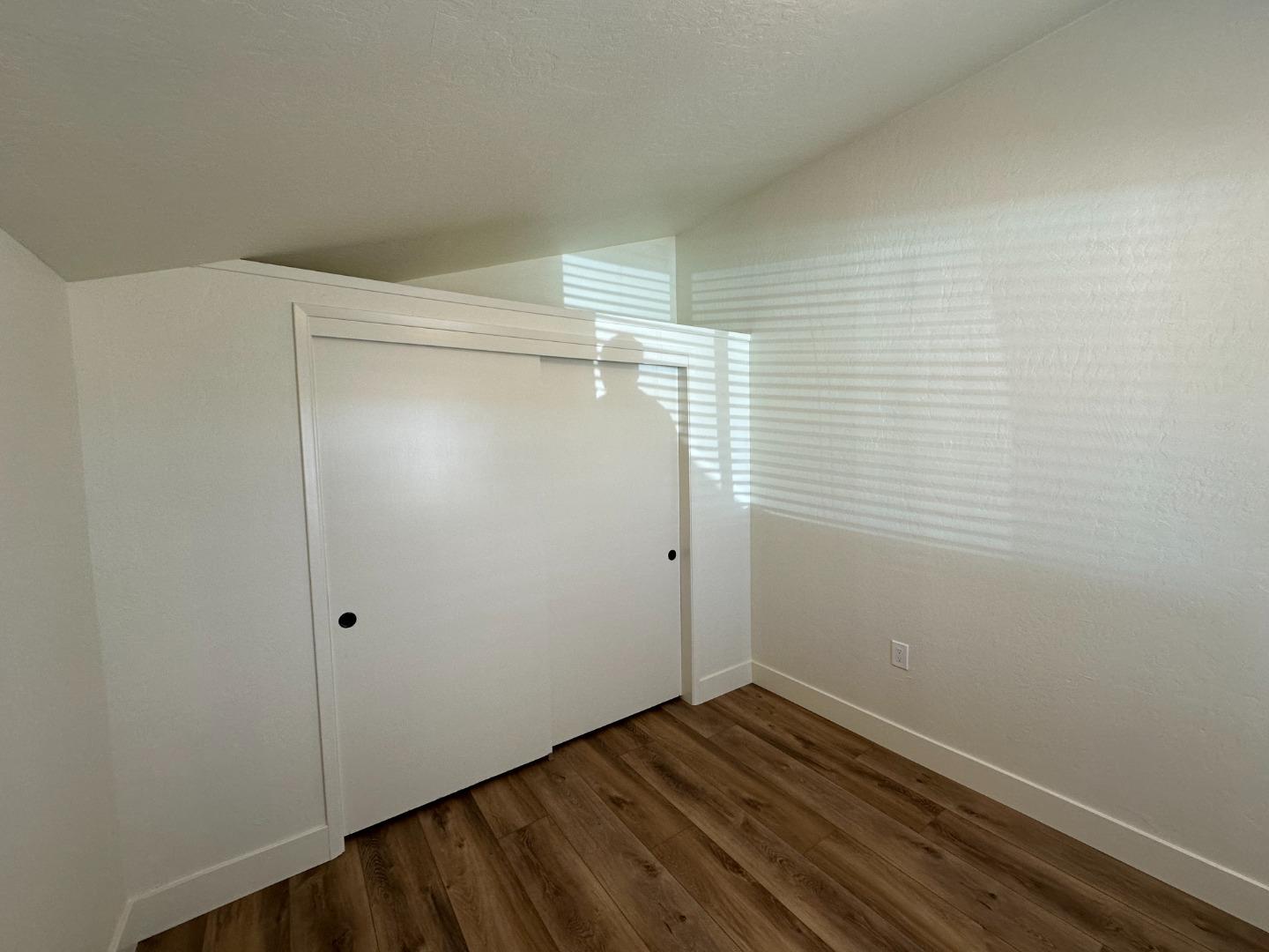 Detail Gallery Image 14 of 24 For 1140 E Market St, Salinas,  CA 93905 - 3 Beds | 2/1 Baths