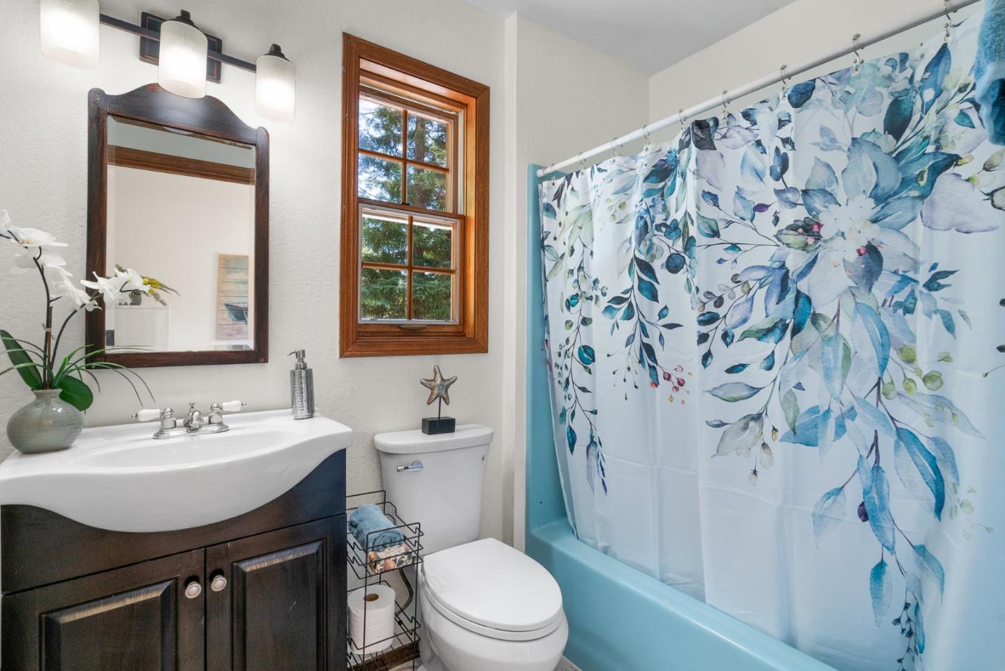 Detail Gallery Image 69 of 87 For 3684 Misty Ln, Aptos,  CA 95003 - 6 Beds | 3/1 Baths