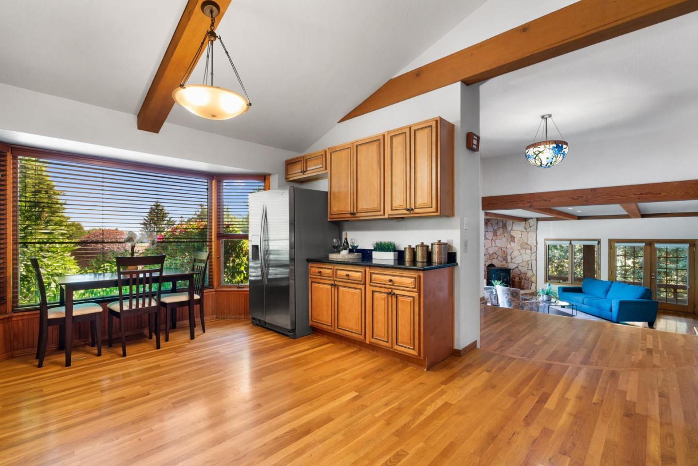 Detail Gallery Image 8 of 87 For 3684 Misty Ln, Aptos,  CA 95003 - 6 Beds | 3/1 Baths