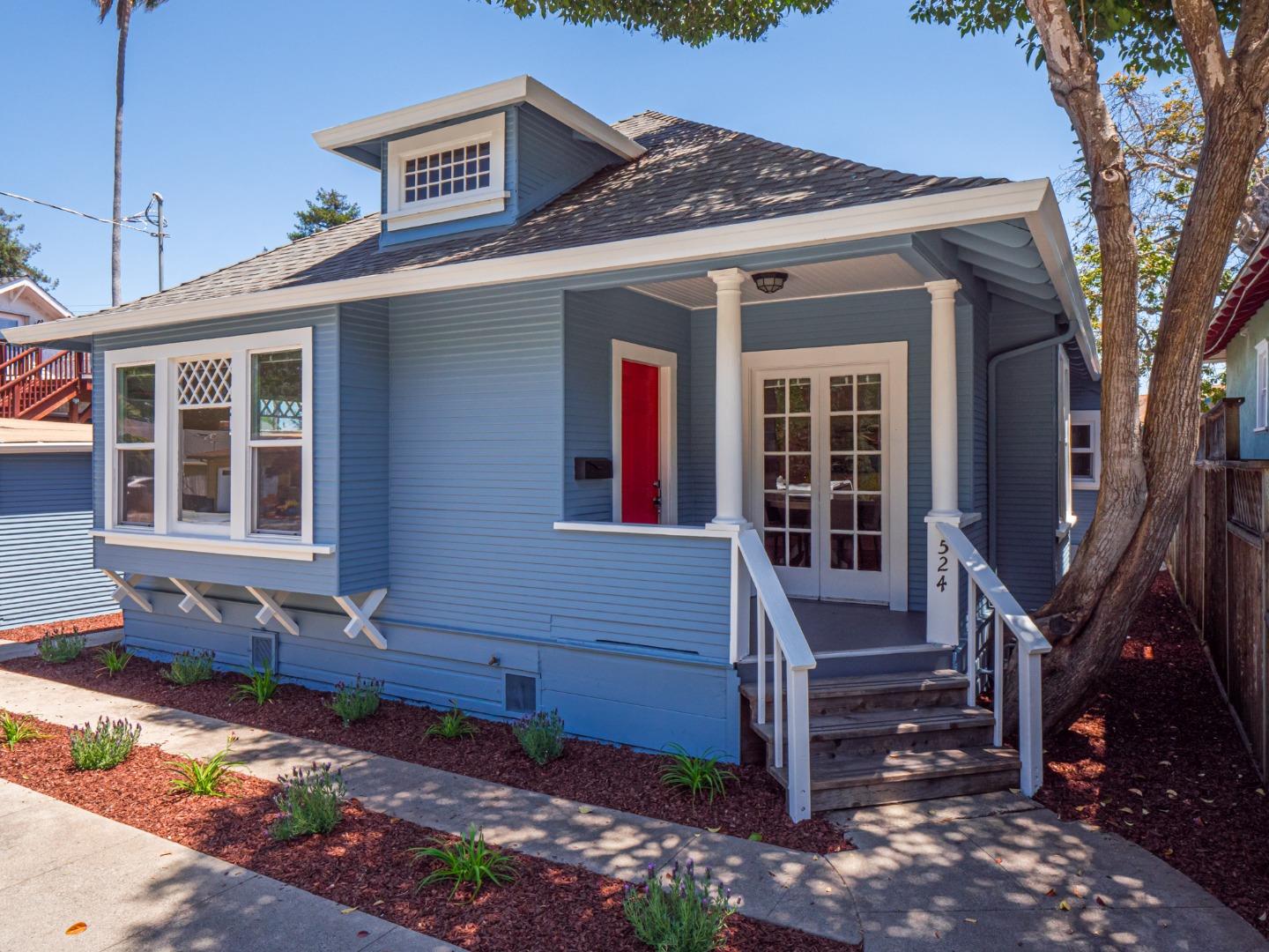 Detail Gallery Image 1 of 35 For 524 Buena Vista Ave, Santa Cruz,  CA 95062 - 2 Beds | 1 Baths