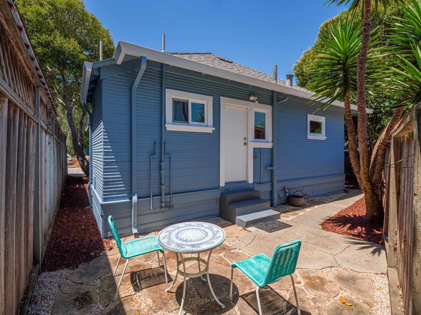 Detail Gallery Image 28 of 35 For 524 Buena Vista Ave, Santa Cruz,  CA 95062 - 2 Beds | 1 Baths