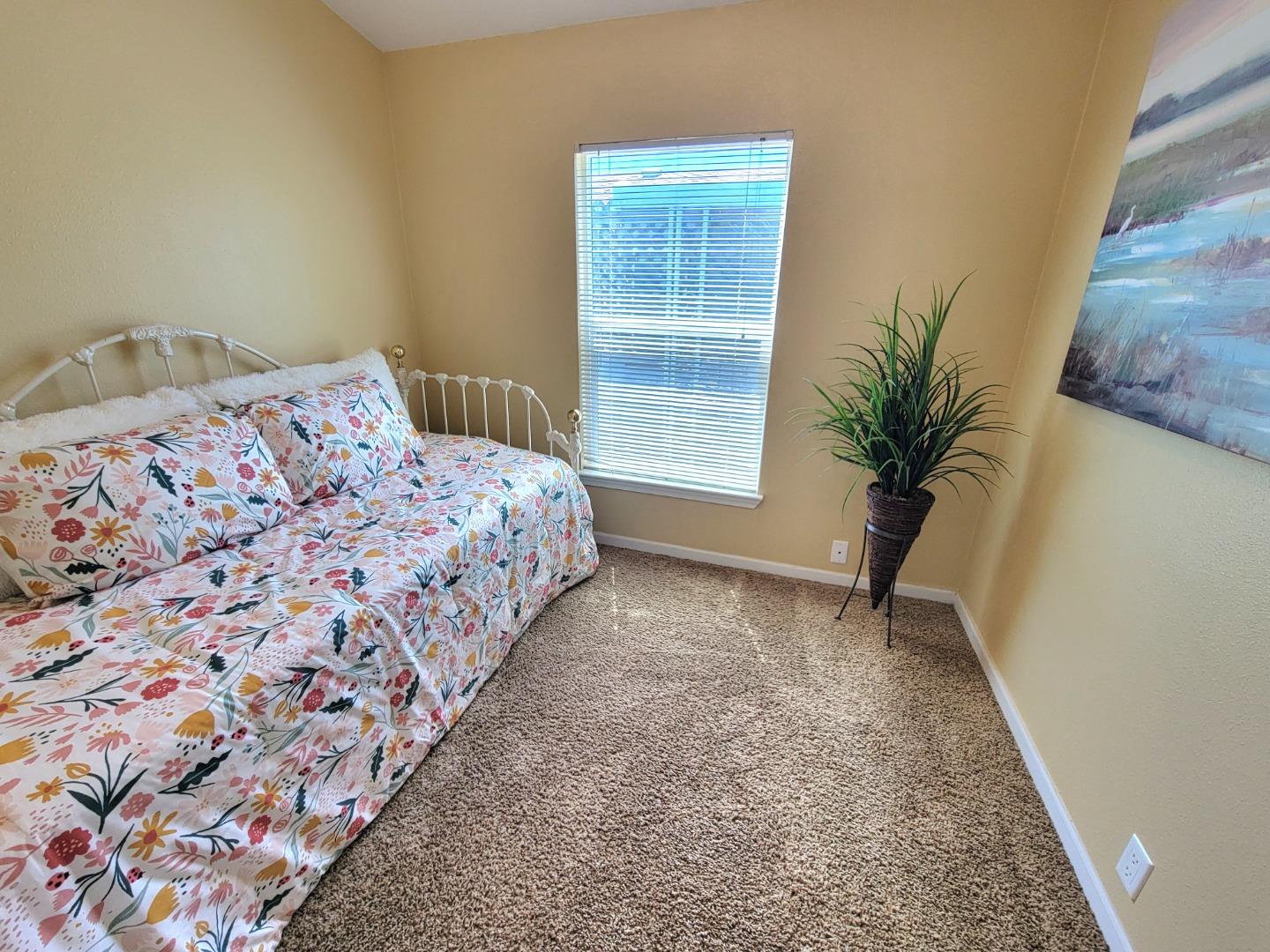 Detail Gallery Image 8 of 19 For 2355 Brommer St #29,  Santa Cruz,  CA 95062 - 2 Beds | 1 Baths