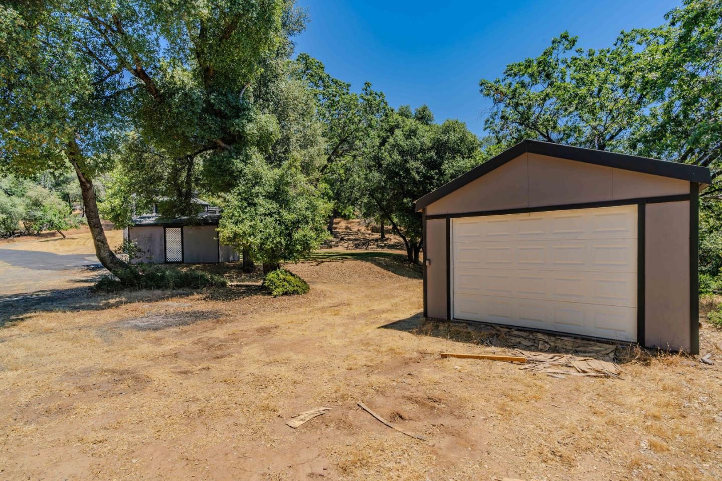 Detail Gallery Image 43 of 49 For 22357 Yerba Santa Rd, Sonora,  CA 95370 - 3 Beds | 2/1 Baths