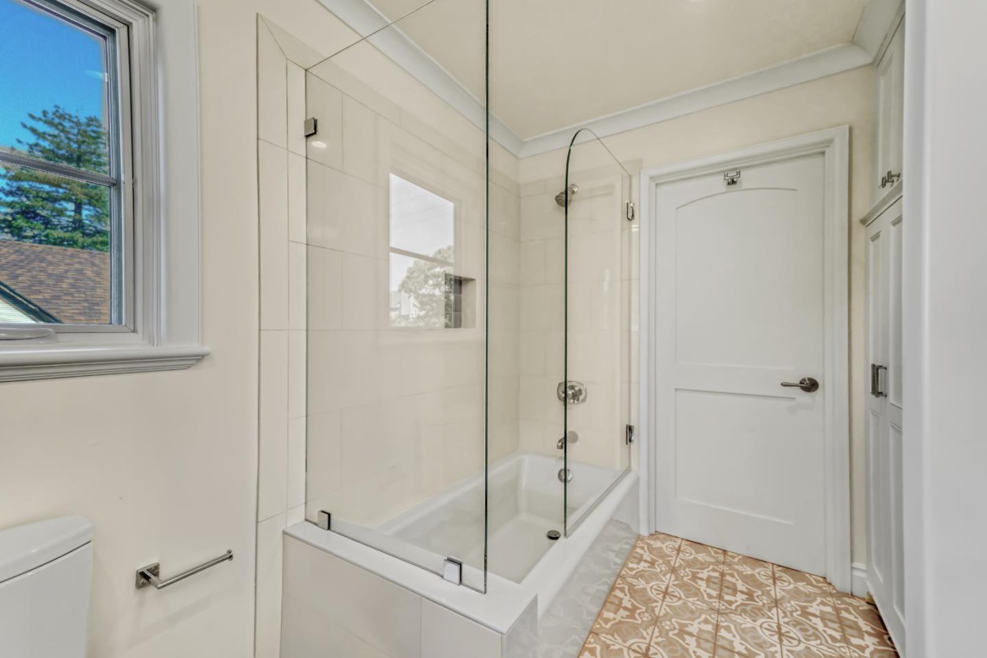 Detail Gallery Image 62 of 100 For 1428 Vancouver Ave, Burlingame,  CA 94010 - 4 Beds | 3/1 Baths