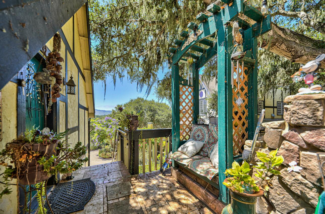 Detail Gallery Image 48 of 67 For 11751 Camino Escondido Rd, Carmel Valley,  CA 93924 - 4 Beds | 3/1 Baths