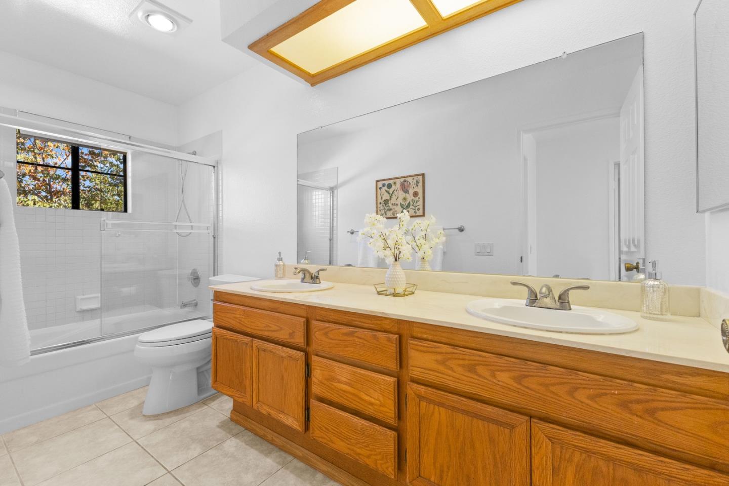 Detail Gallery Image 22 of 50 For 1787 Wolverine Way, Vista,  CA 92084 - 4 Beds | 3/1 Baths