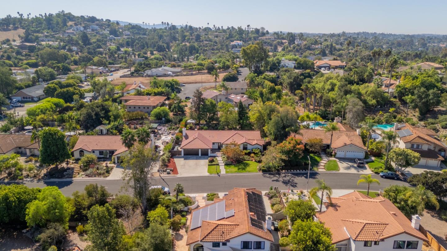 Detail Gallery Image 39 of 50 For 1787 Wolverine Way, Vista,  CA 92084 - 4 Beds | 3/1 Baths