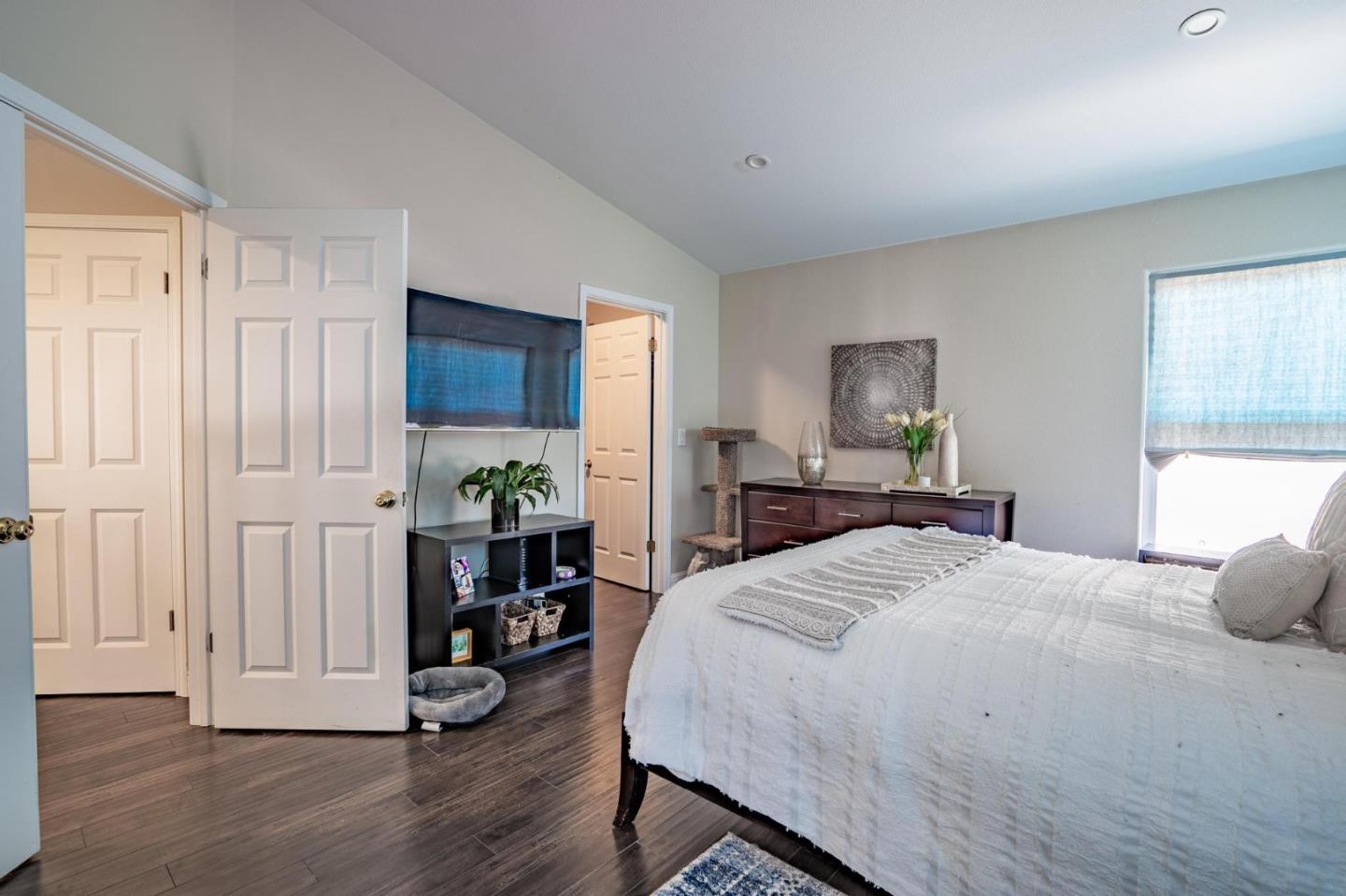 Detail Gallery Image 35 of 71 For 1853 Lancashire, Salinas,  CA 93906 - 4 Beds | 2/1 Baths