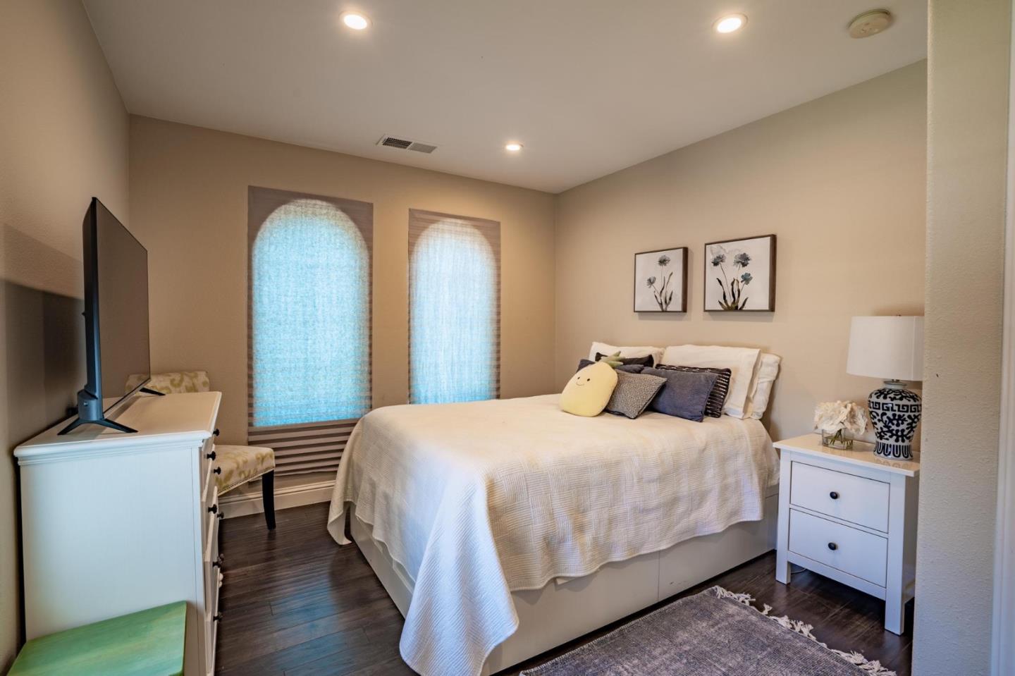 Detail Gallery Image 37 of 71 For 1853 Lancashire, Salinas,  CA 93906 - 4 Beds | 2/1 Baths