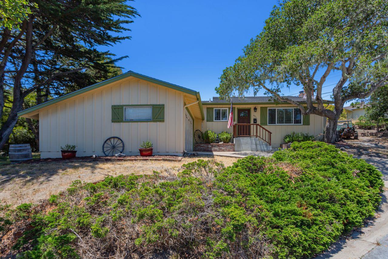 Detail Gallery Image 1 of 1 For 491 Mar Vista Dr, Monterey,  CA 93940 - 3 Beds | 2 Baths