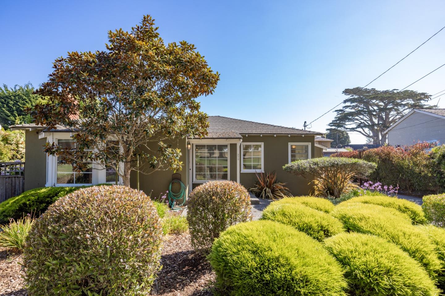 Detail Gallery Image 18 of 46 For 970 Sea Palm Ave, Pacific Grove,  CA 93950 - 2 Beds | 2 Baths