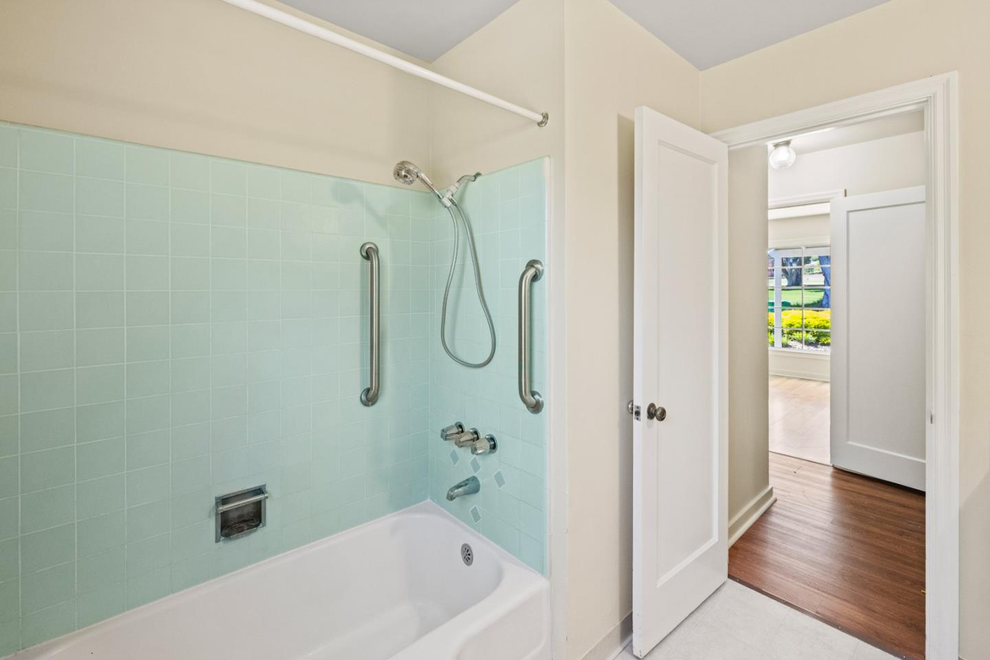 Detail Gallery Image 39 of 46 For 970 Sea Palm Ave, Pacific Grove,  CA 93950 - 2 Beds | 2 Baths