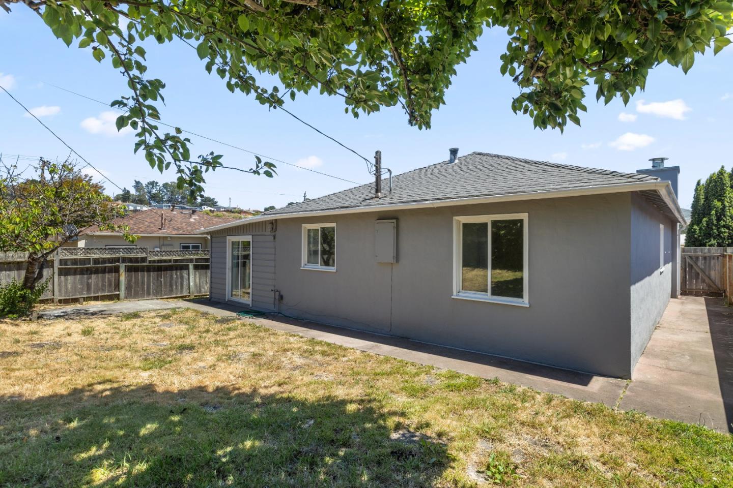 Detail Gallery Image 24 of 28 For 202 Clifden Dr, South San Francisco,  CA 94080 - 3 Beds | 1 Baths