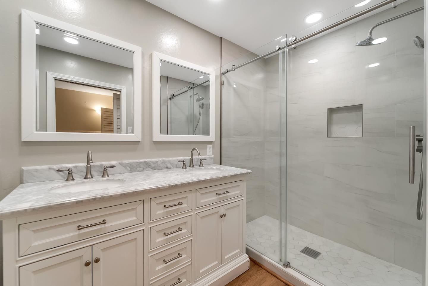 Detail Gallery Image 7 of 12 For 16533 Big Basin Way #17,  Boulder Creek,  CA 95006 - 2 Beds | 2/1 Baths