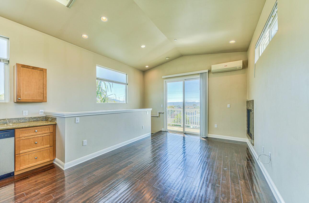 Detail Gallery Image 21 of 26 For 1289 Waring St, Seaside,  CA 93955 - 2 Beds | 2 Baths