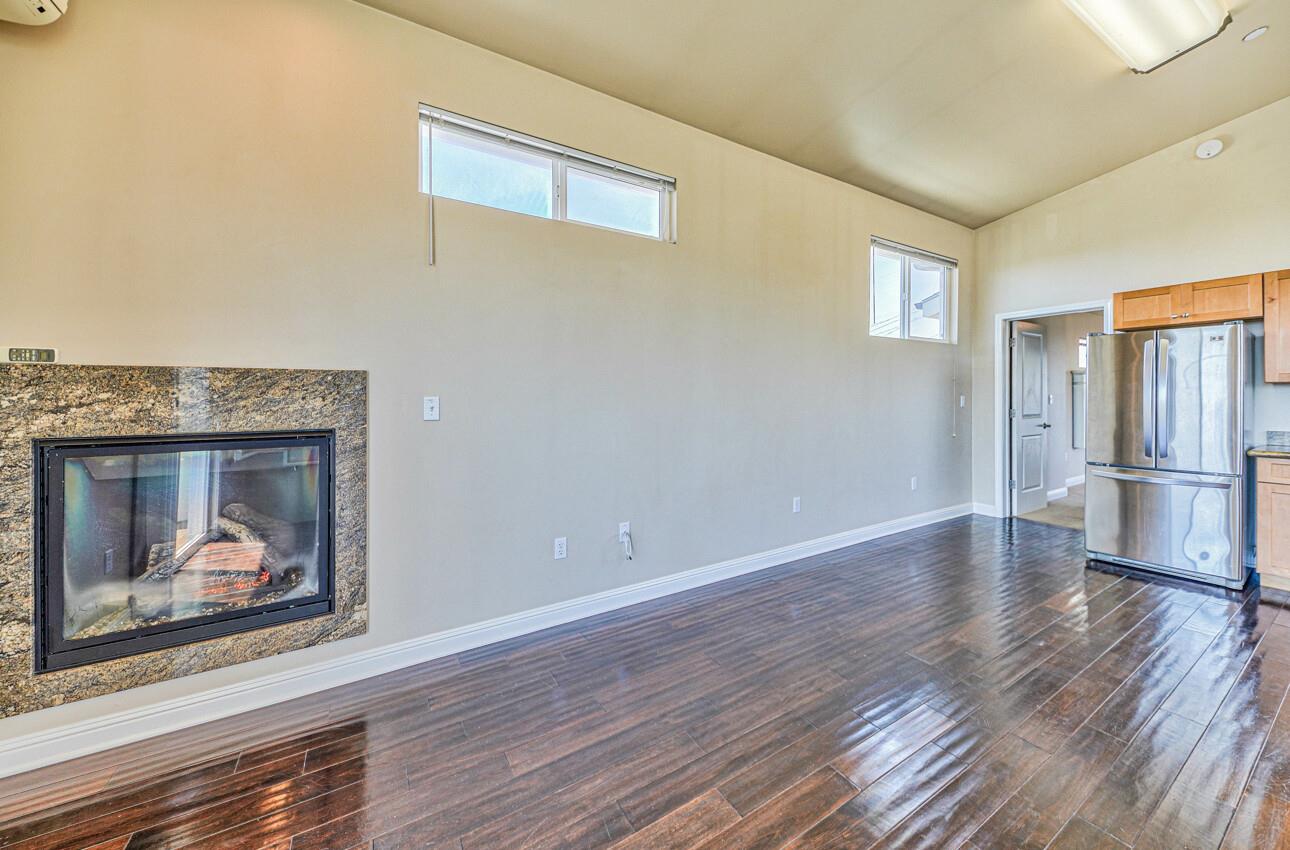 Detail Gallery Image 22 of 26 For 1289 Waring St, Seaside,  CA 93955 - 2 Beds | 2 Baths