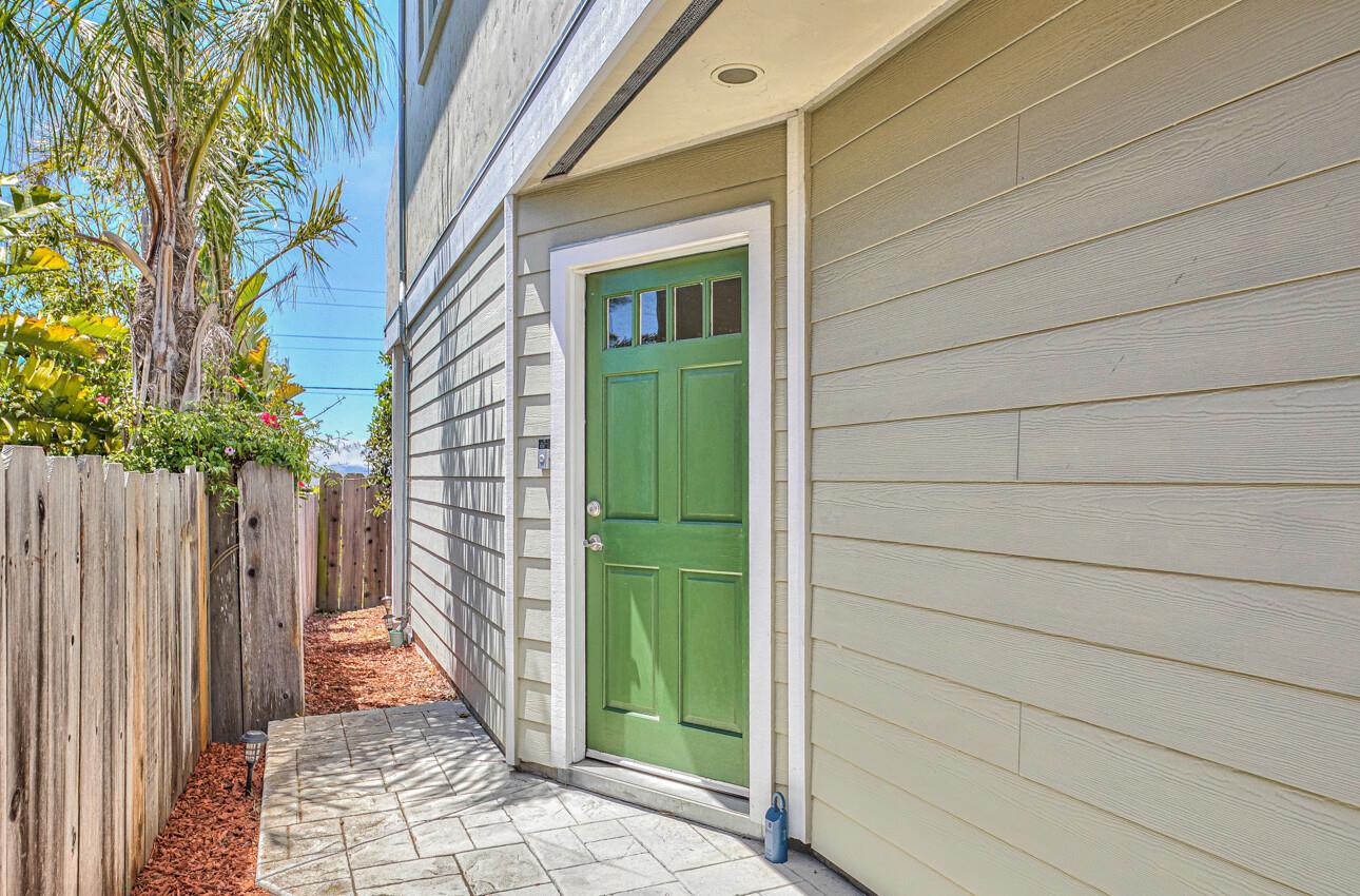 Detail Gallery Image 26 of 26 For 1289 Waring St, Seaside,  CA 93955 - 2 Beds | 2 Baths