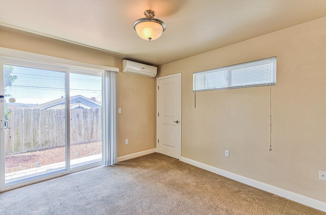 Detail Gallery Image 4 of 26 For 1289 Waring St, Seaside,  CA 93955 - 2 Beds | 2 Baths