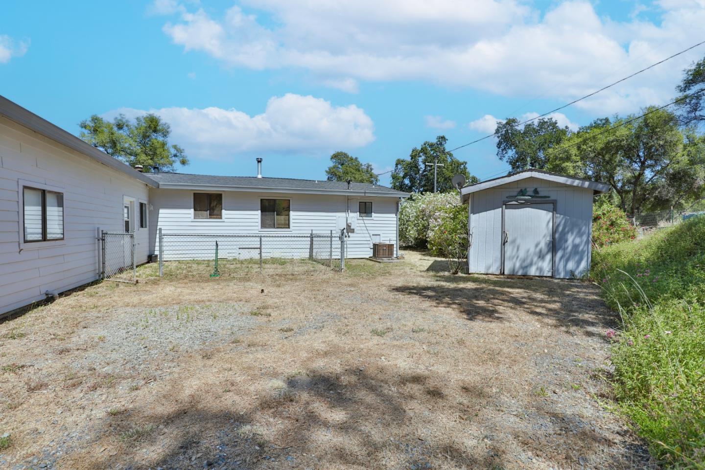 Detail Gallery Image 10 of 74 For 4785 Meadowview Acres Ct, Cool,  CA 95614 - 3 Beds | 2 Baths