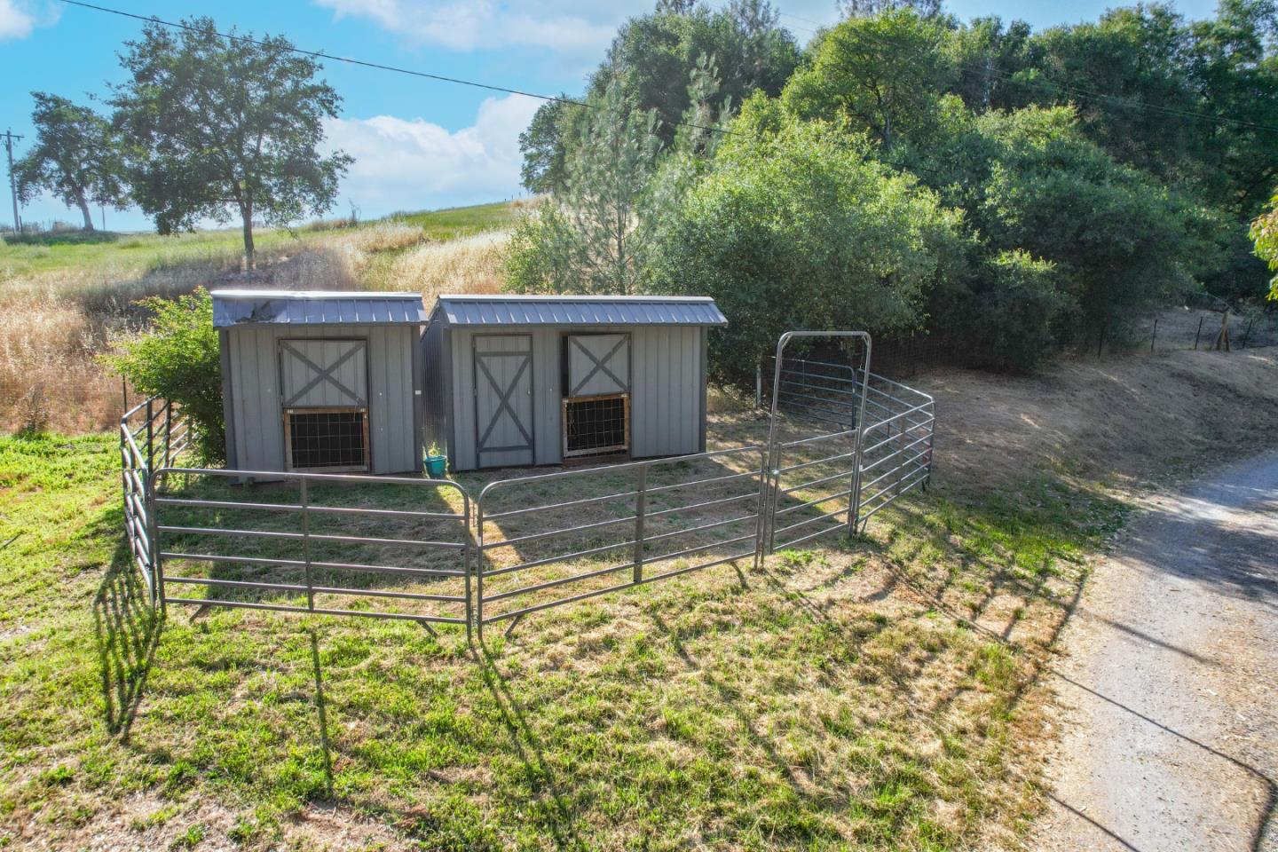 Detail Gallery Image 57 of 74 For 4785 Meadowview Acres Ct, Cool,  CA 95614 - 3 Beds | 2 Baths