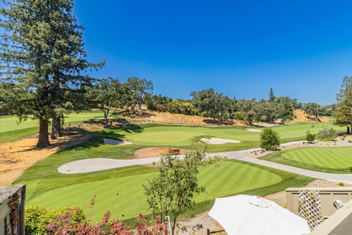 Detail Gallery Image 33 of 36 For 544 Sand Hill Cir, Menlo Park,  CA 94025 - 3 Beds | 2/1 Baths