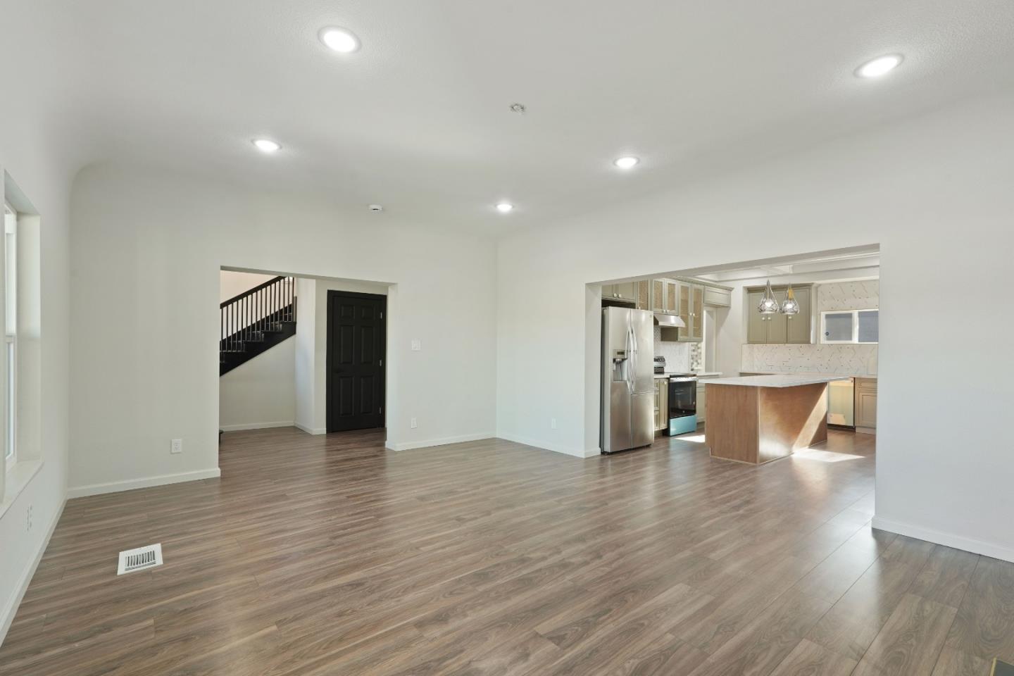 114 S Washington St, Lodi, CA 95240 photo 10